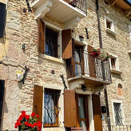 Bed & Breakfast Dalla Eli Bosco Chiesanuova